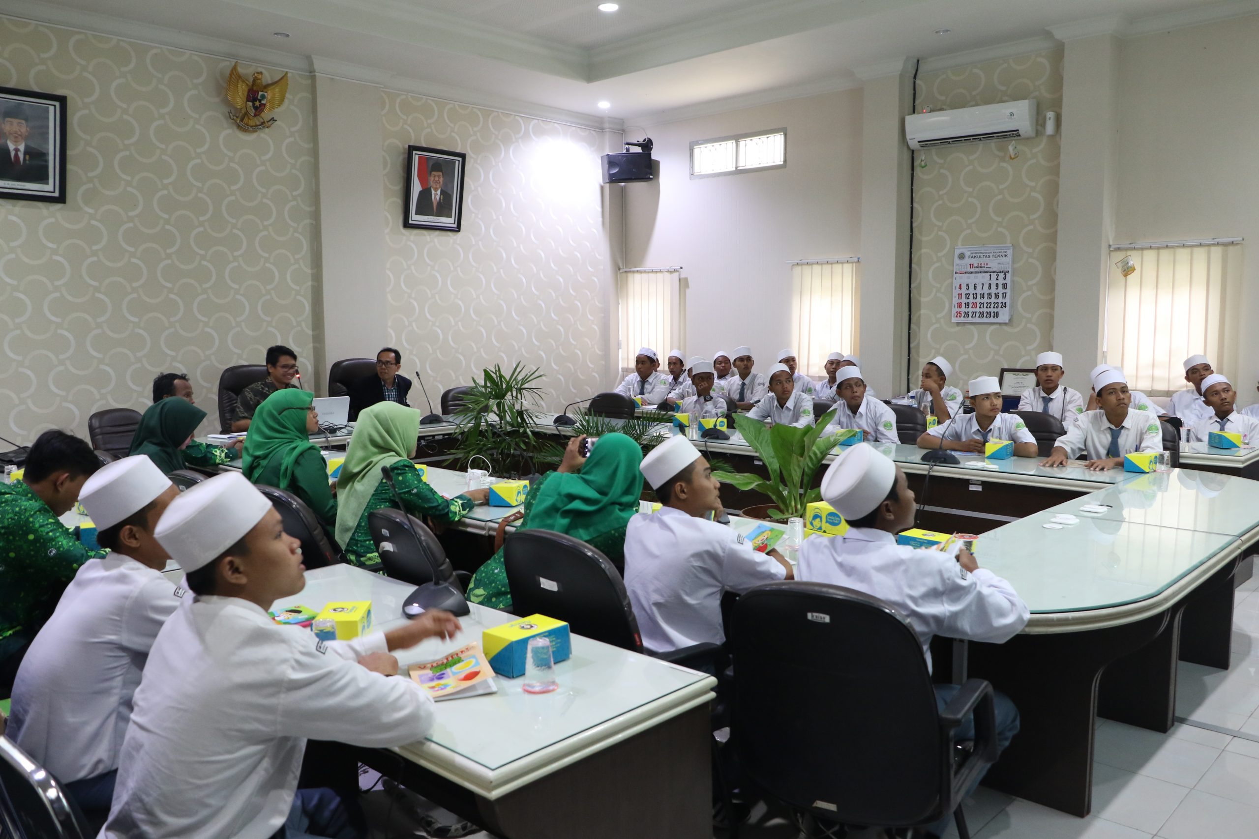 Kunjungan Study Tour dari SMK Raudlatul Malikiyah Probolinggo